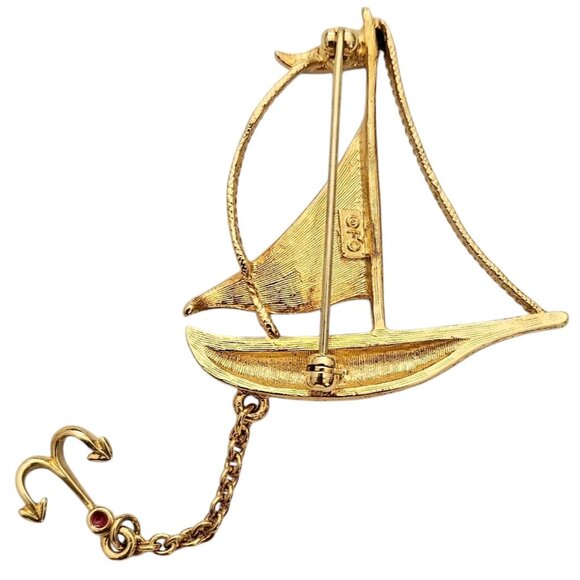 Fernando Originals Gold Tone Enamel Sail Boat Brooch Anchor Chain Dangle, L963 - Picture 5 of 8